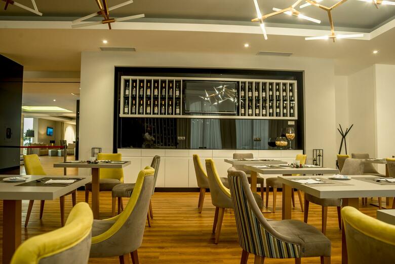 Hotel TRYP Dona Maria