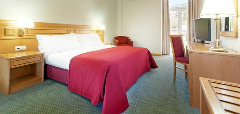 Hotel TRYP Dona Maria