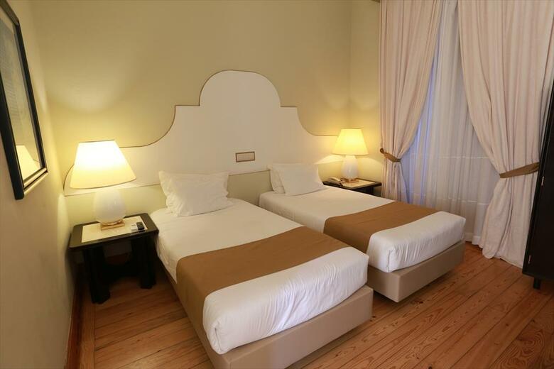 Hotel De Moura