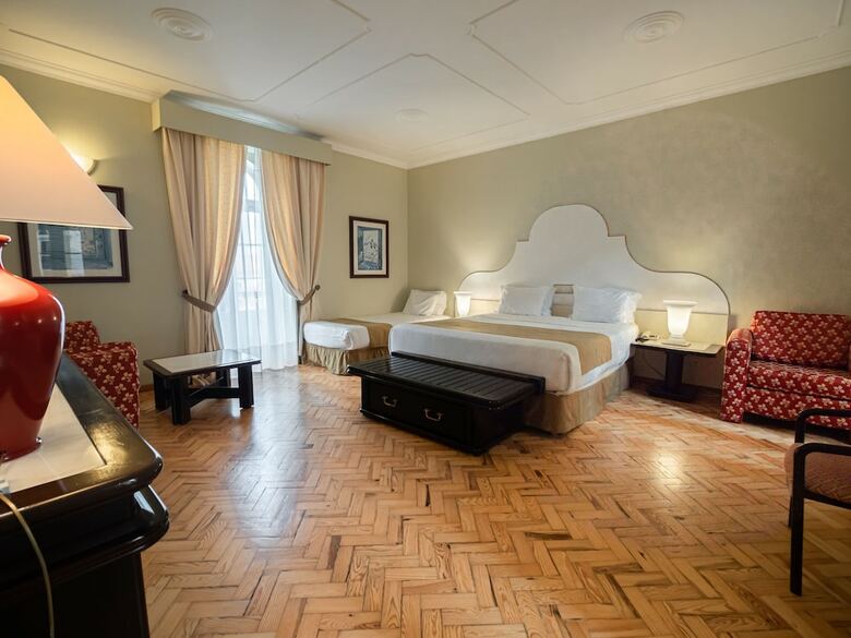 Hotel De Moura