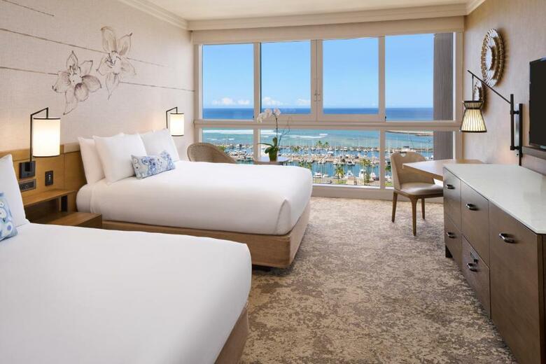 Hawaii Prince Hotel