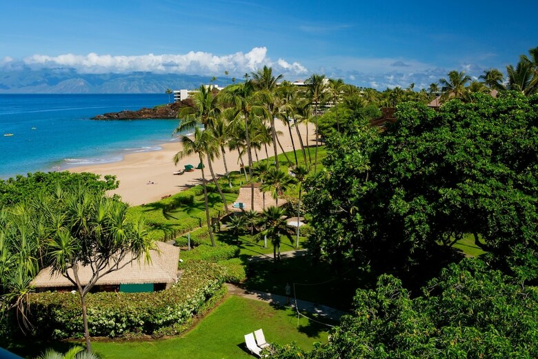Kaanapali Beach Hotel