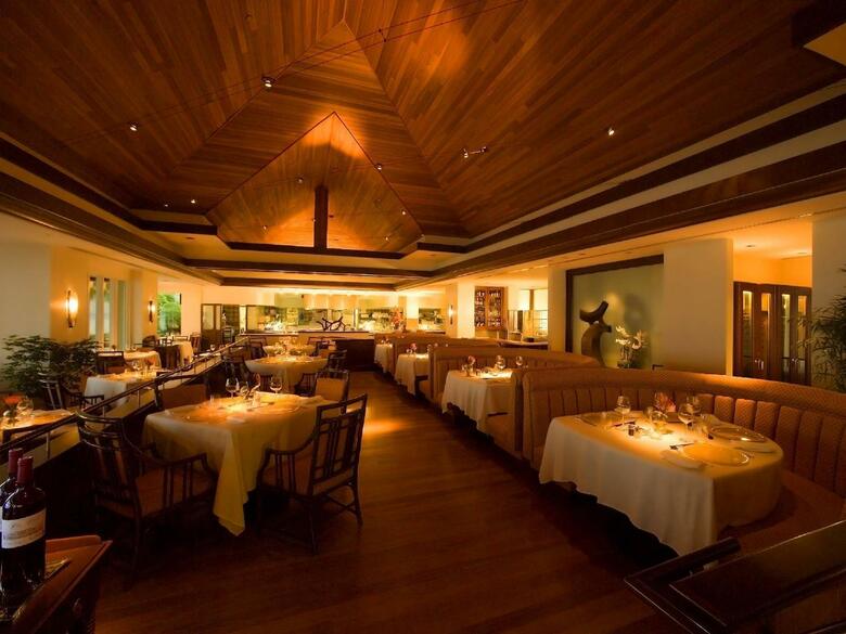 Kahala Hotel And Resort