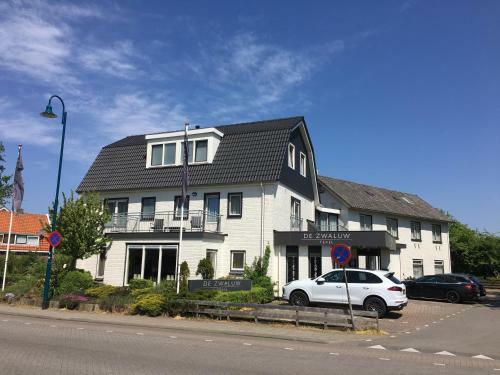 Boutique Hotel De Zwaluw