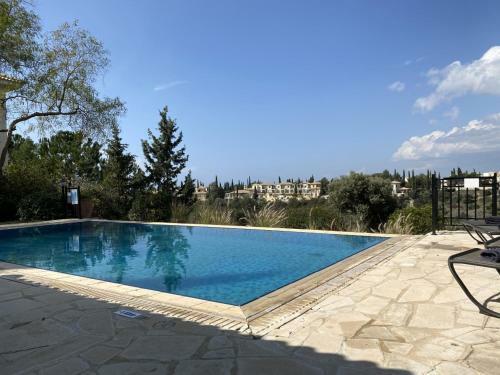 Villa Anemonas With Private Pool, Aphrodite Hills Golf & Spa Resort