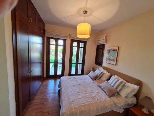 Apartamento Helios Heights Spirits, Aphrodite Hills Golf Resort