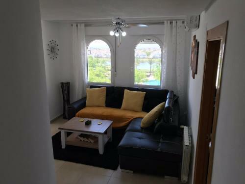 2-bed Apartment In La Torre Golf Resort Roldan