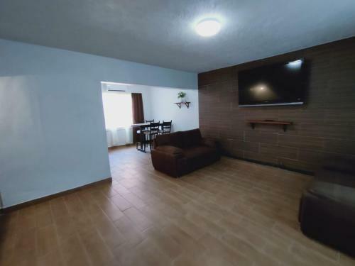 2-bedroom Apartment Centrally Located, Near Us Consulate