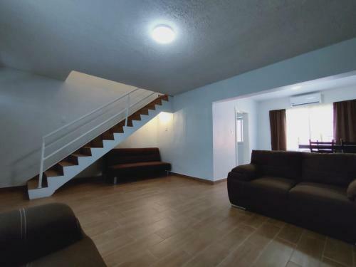 2-bedroom Apartment Centrally Located, Near Us Consulate