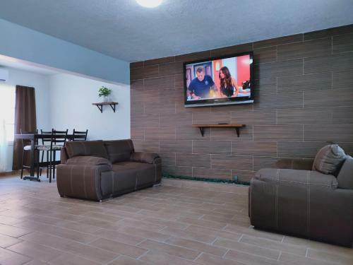 2-bedroom Apartment Centrally Located, Near Us Consulate