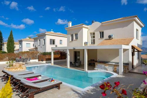 Villa Prengos