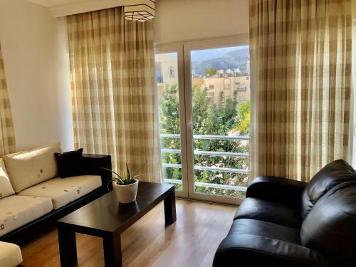 Apartamento Spacious And Comfortable Central Kyrenia Flat