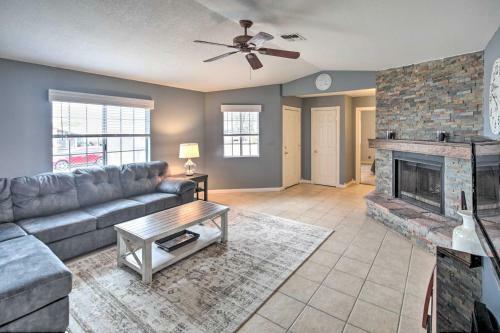 Sleek Az Retreat, 10 Mi To Colorado River!