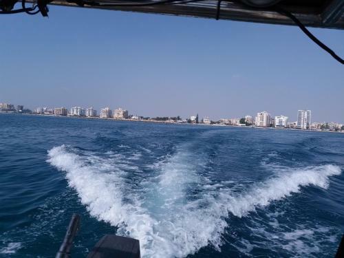 Girasol Beach Apartment 200m From Yanathes Beach