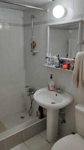 Girasol Beach Apartment 200m From Yanathes Beach