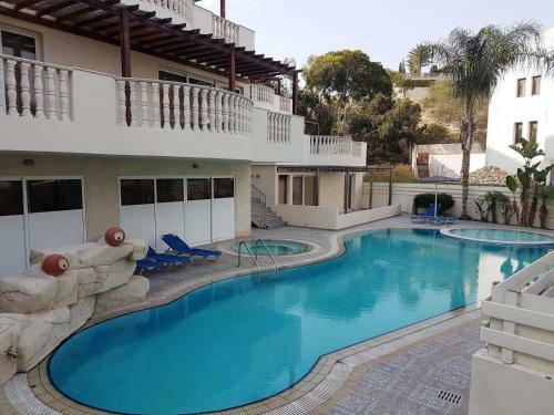 Newly Remodelled Apartment, Pool, Sauna And Gym