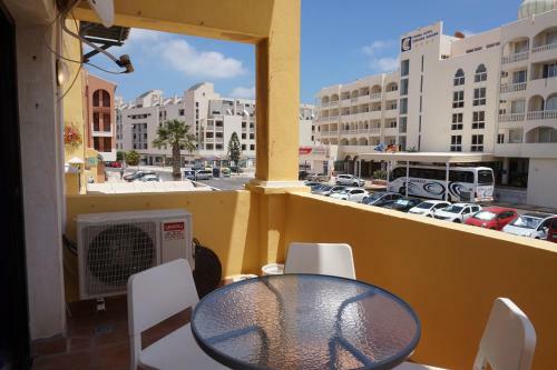 Apartamento Dandelion / Roquemar