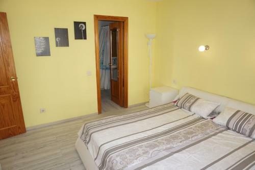 Apartamento Dandelion / Roquemar