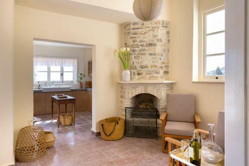 Pano Lefkara Villa House