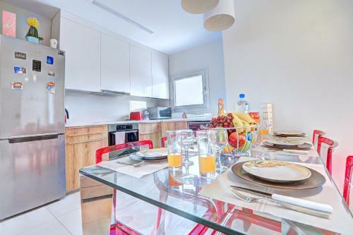 Panoramic Sea View Apartment