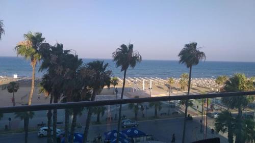 Apartamento Horizon Luxury Suite At Finikoudes Beach 301
