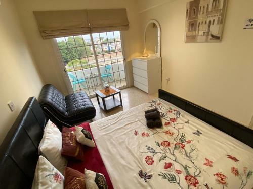 Apartamento Larnaca Comfort Rooms