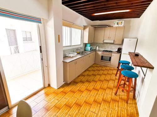 Apartamento Central Square Nomadic Rooms