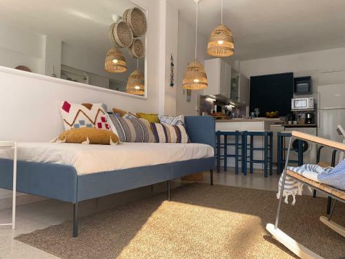 Apartamento Romy's 1-br Apt By The Beach