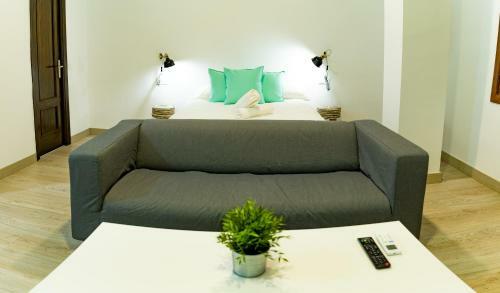 Espinel Apartments