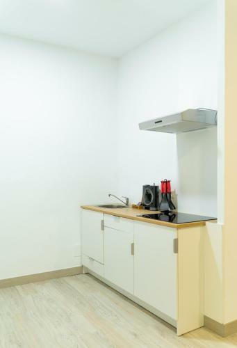 Espinel Apartments