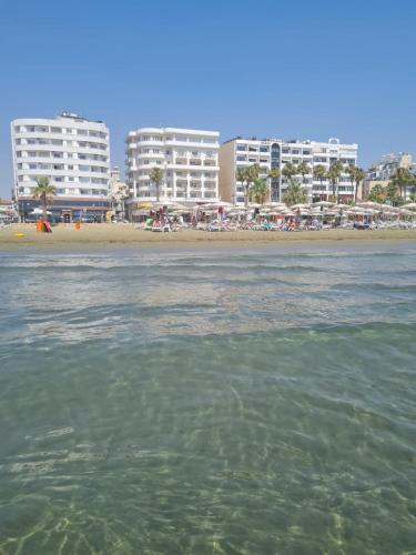 Alex Beach Apartment 32