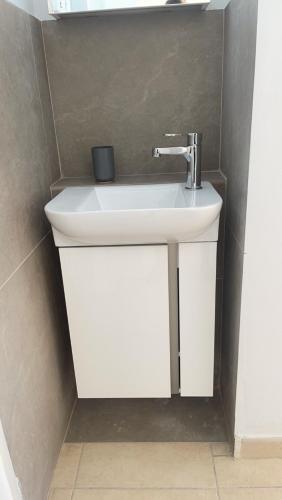 Alex Beach Apartment 32