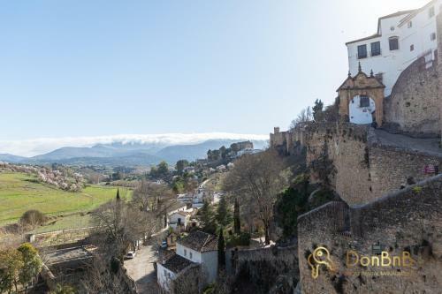 Apartamento En Ronda Ocho Ca�os Con Wifi