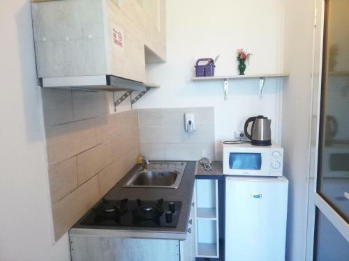 Evoo Apartment With Free Parking And Seview!