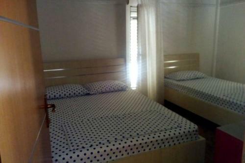 Spacious Beach House, Best View In Radhima, Kanul