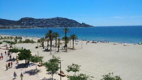 Apartament Oasis B3 Roses