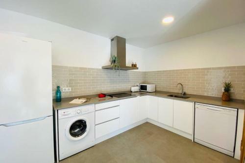 70 M2, Apartamento Cerca de La Playa, Apto Minusvalidos.
