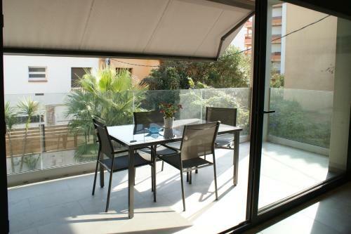 Apartamento Moderno Con Piscina Y Parking Cerca de La Playa
