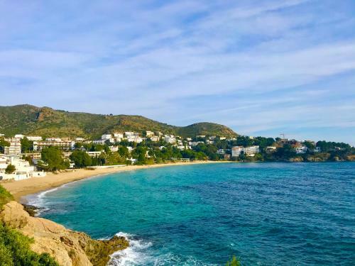 Apartamento Moderno Con Piscina Y Parking Cerca de La Playa