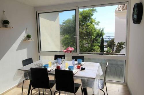 Apartamento Centro Rosas. 5 Min. Pie Del Mar, Nuevo, Wifi