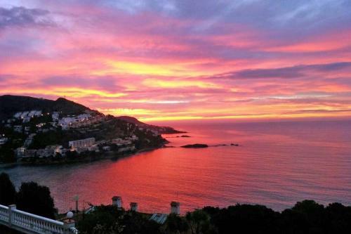 Apartamento Combo Stunning Facetoface Studios Seaview - Casa Artevida
