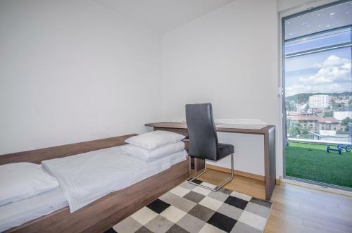 Kings View Apartment