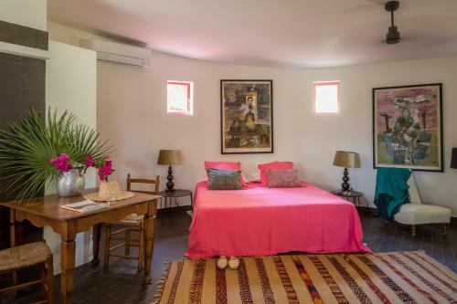 Hostal El Botanico De Sagra