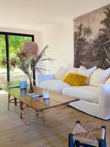 Hostal El Botanico De Sagra