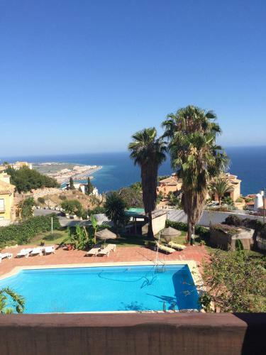 2 Bedrooms House With Shared Pool And Wifi At Salobrena