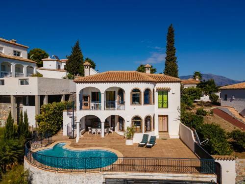 Finca Monte Mare - 3 Bedrooms - Private Pool - Quiet - Stunning Sea View