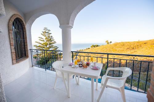 Finca Monte Mare - 3 Bedrooms - Private Pool - Quiet - Stunning Sea View