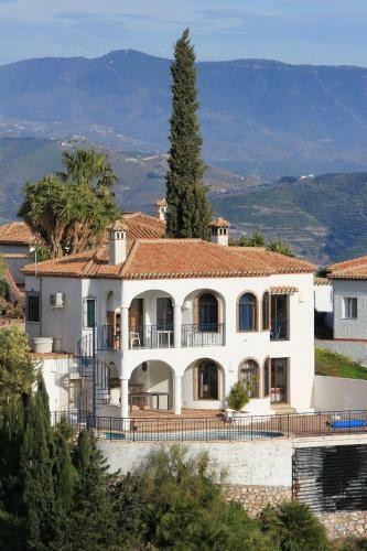 Finca Monte Mare - 3 Bedrooms - Private Pool - Quiet - Stunning Sea View