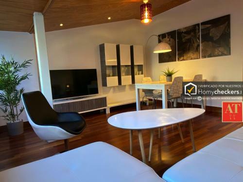 Apartamento Homyat Atico Prior, Plaza Mayor