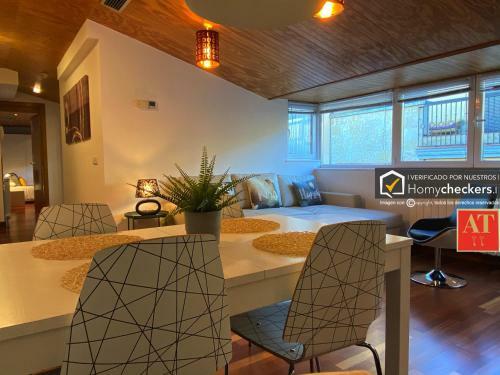 Apartamento Homyat Atico Prior, Plaza Mayor
